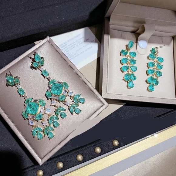 IRIS APFEL Baroque Cultured Pearl Shell Flower Art Circle opal antique - Picture 1 of 16